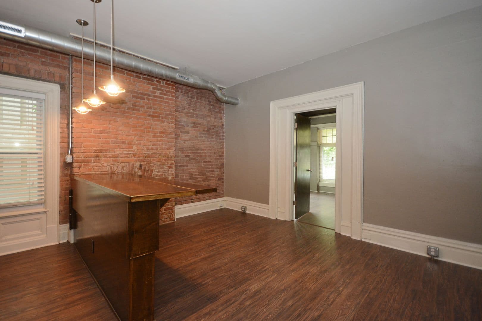 Pittsburgh Apartment: 302 S. Negley Ave.