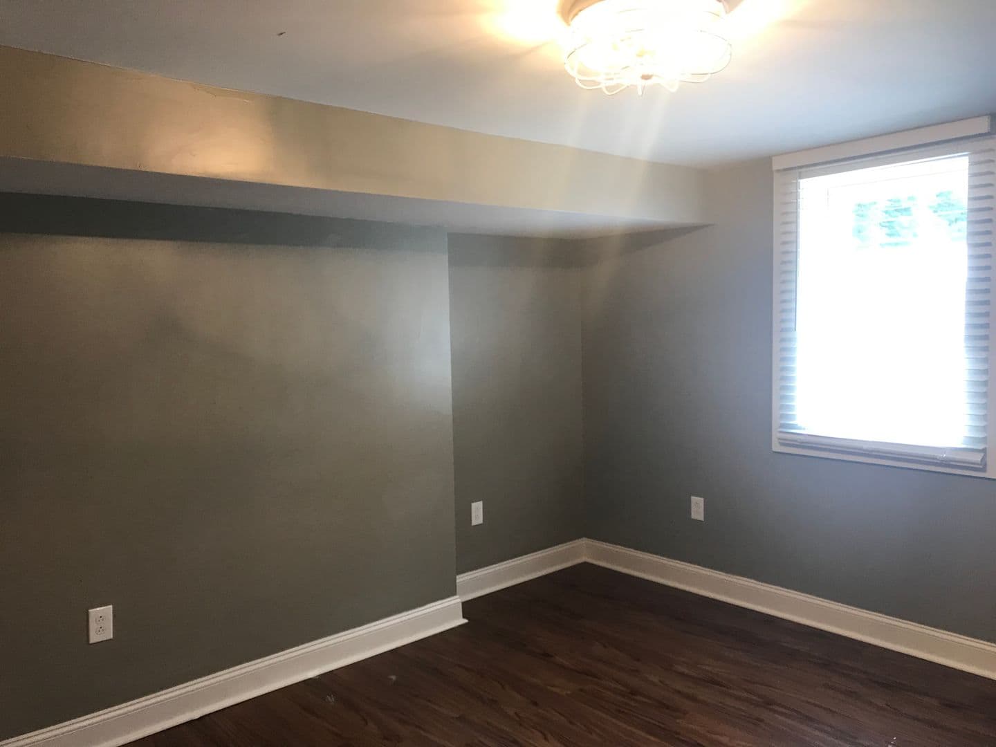 Pittsburgh Apartment: 327 N. Neville Street