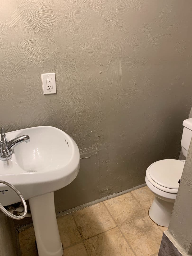 Pittsburgh Apartment: 372 S. Bouquet Street
