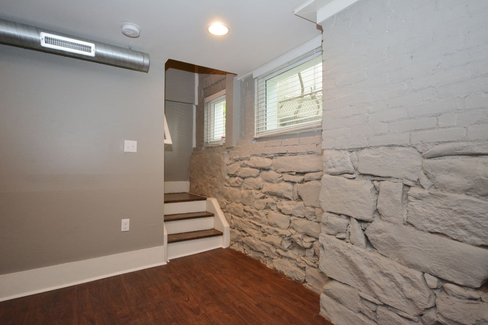Pittsburgh Apartment: 302 S. Negley Ave.