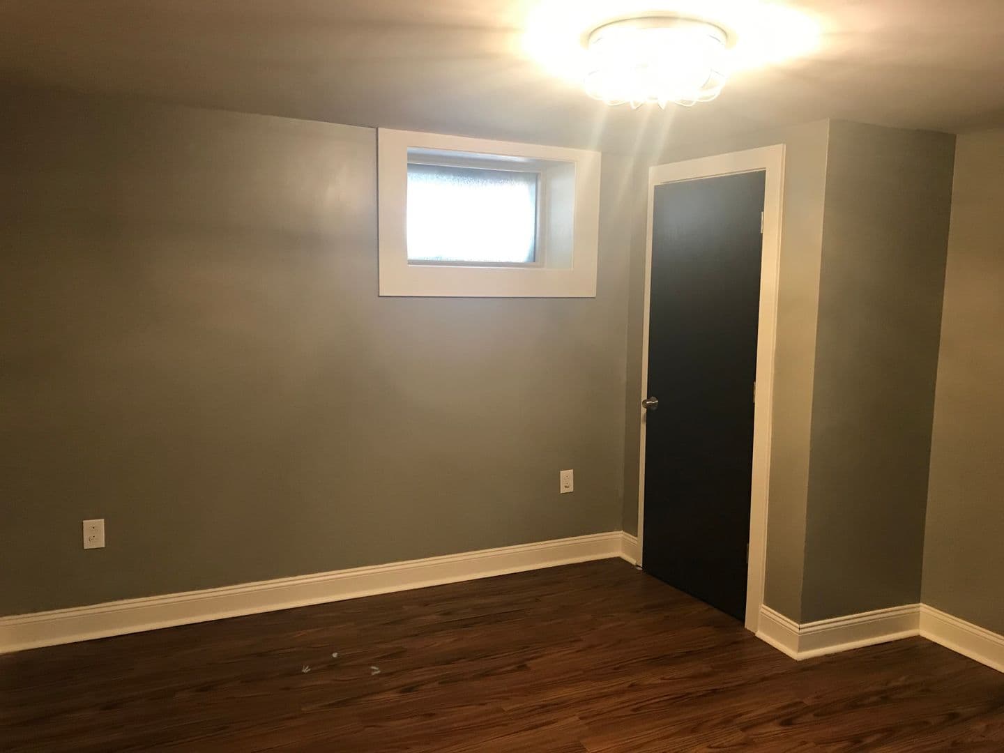 Pittsburgh Apartment: 327 N. Neville Street