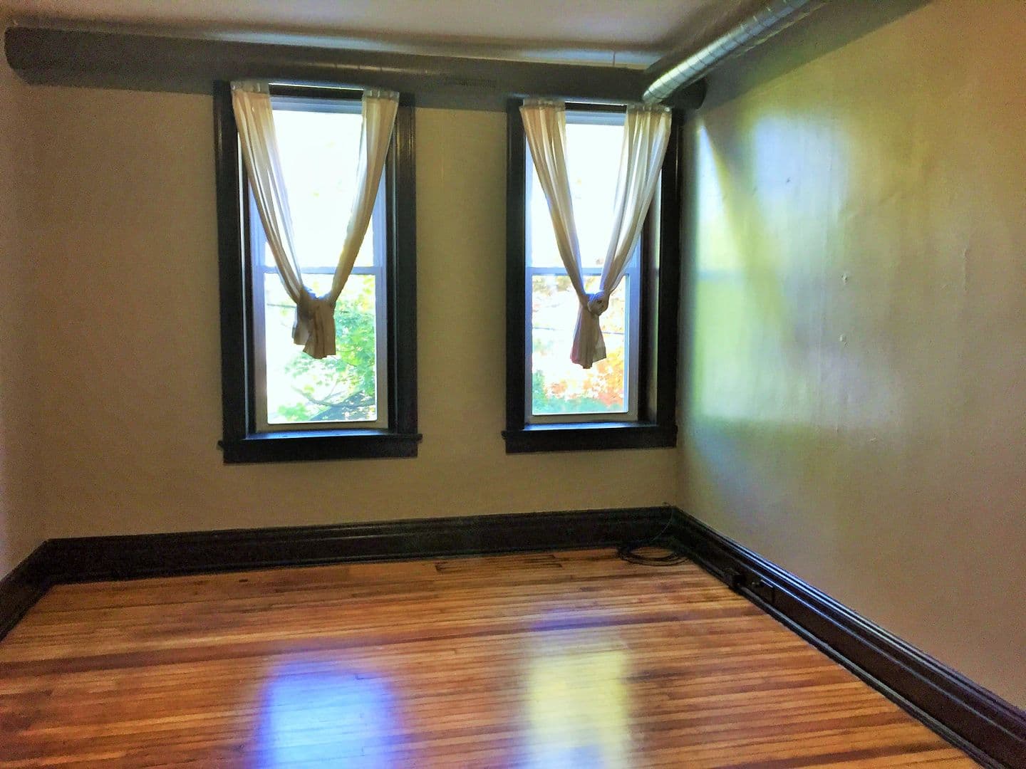 Pittsburgh Apartment: 7033-7035 Meade