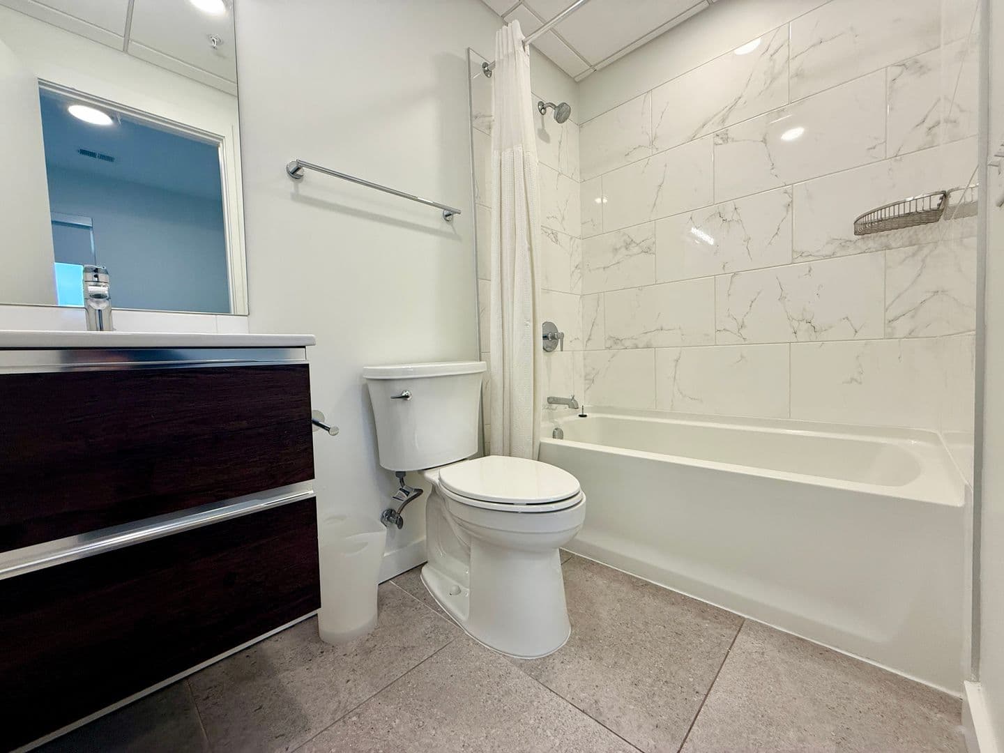 Washington Apartment: 1324 N Capitol St NW