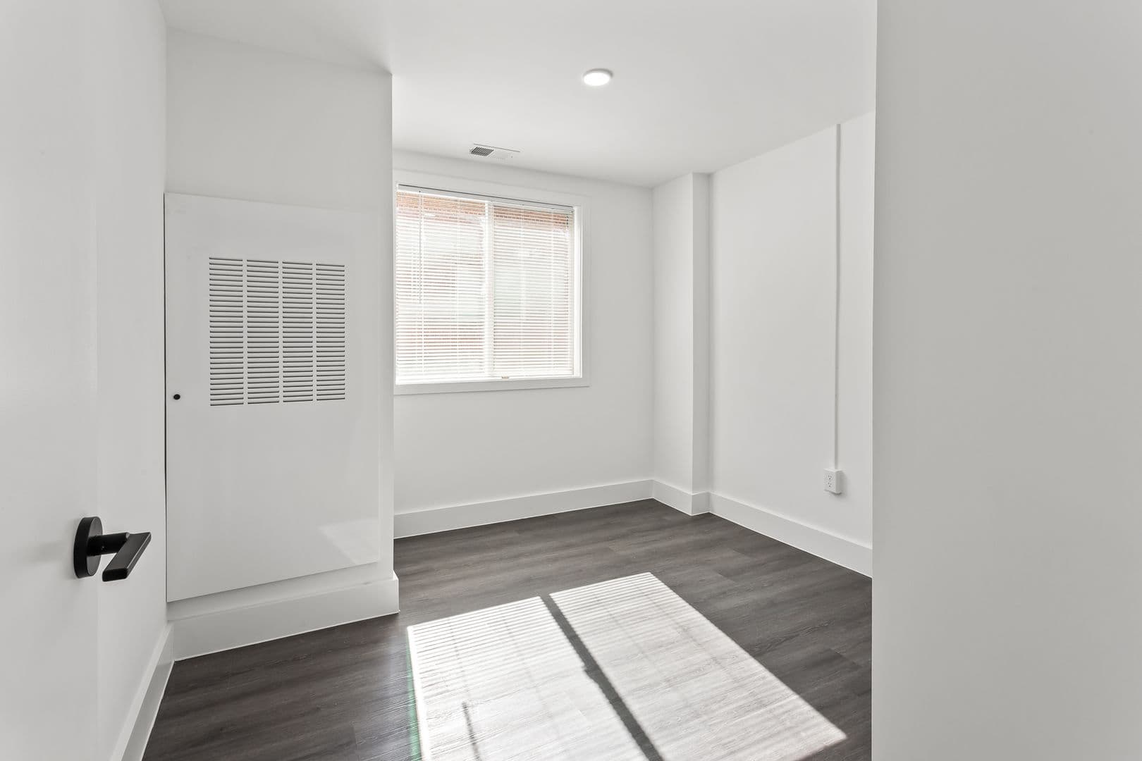 Washington Apartment: 6701 & 6707 14th Street, NW  and 1400 & 1401 Whittier Place, NW