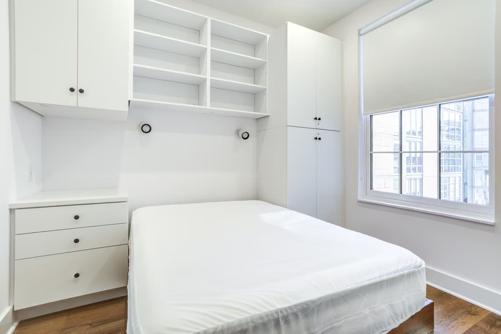 Washington Apartment: 2106-2108 Vermont Ave
