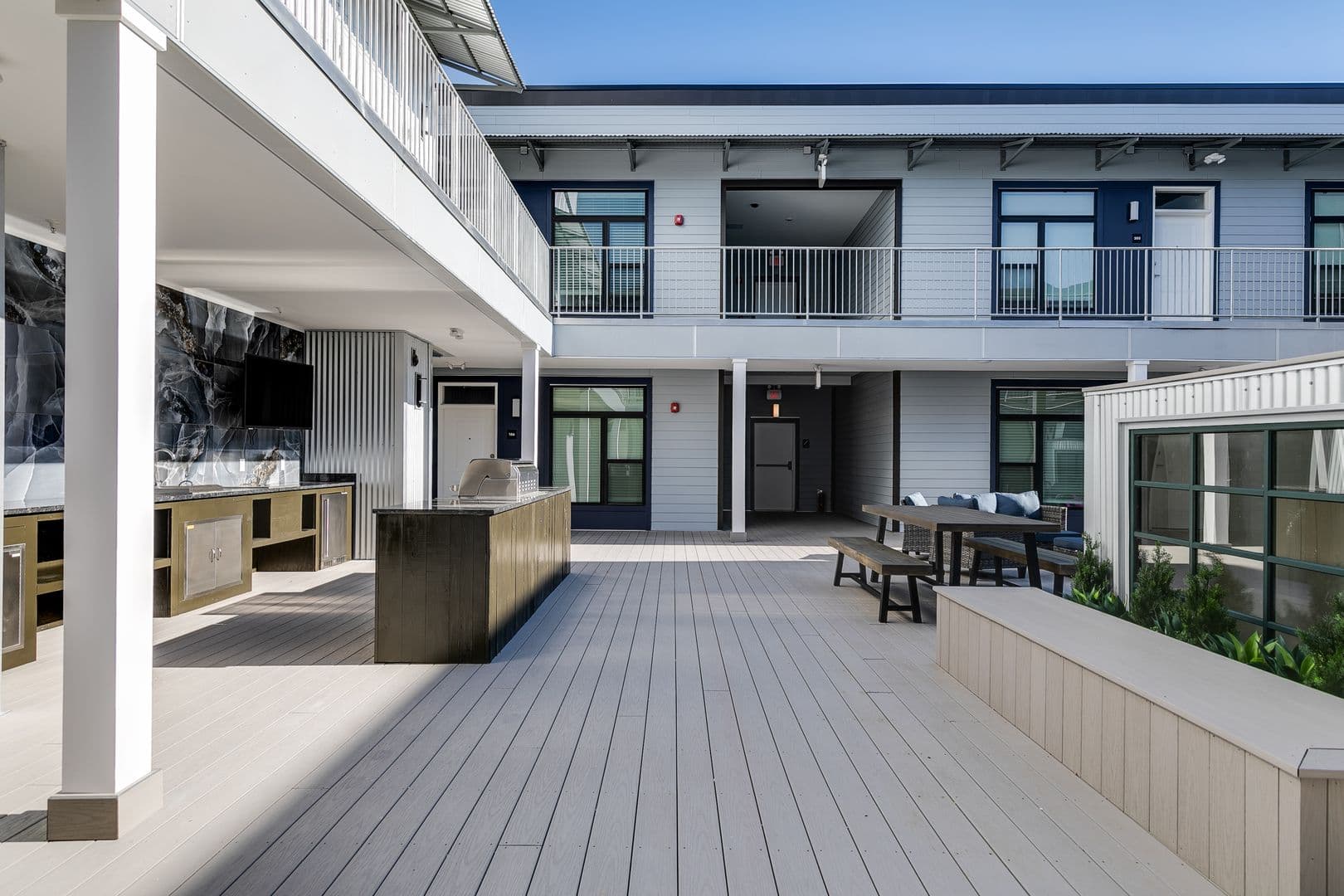 Richmond Apartment: 101 S 15th St
