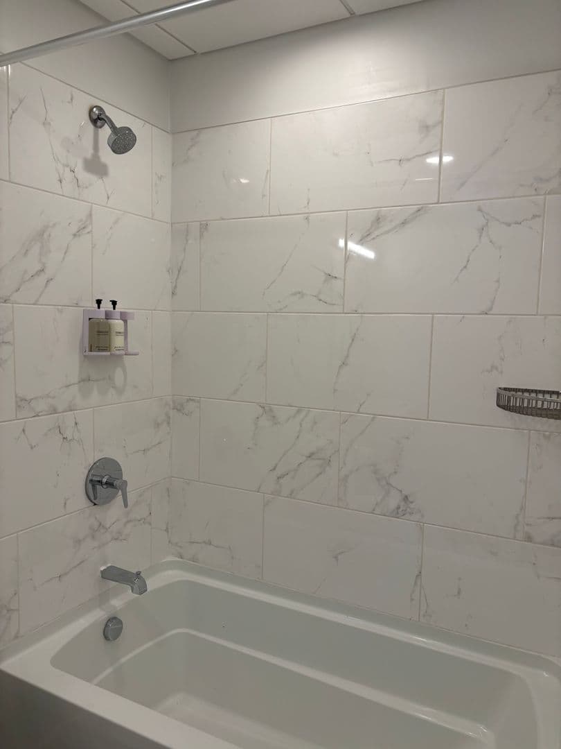 Washington Apartment: 1324 N Capitol St NW