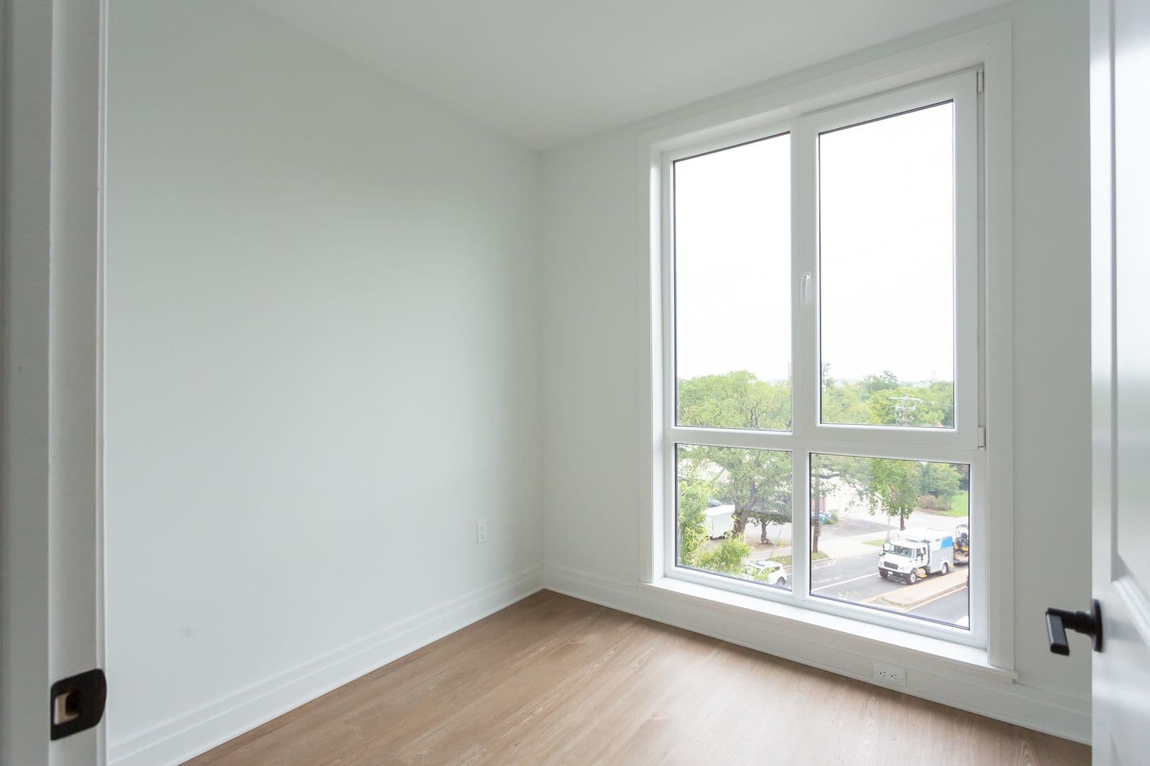 Washington Apartment: 5816 Georgia Avenue NW