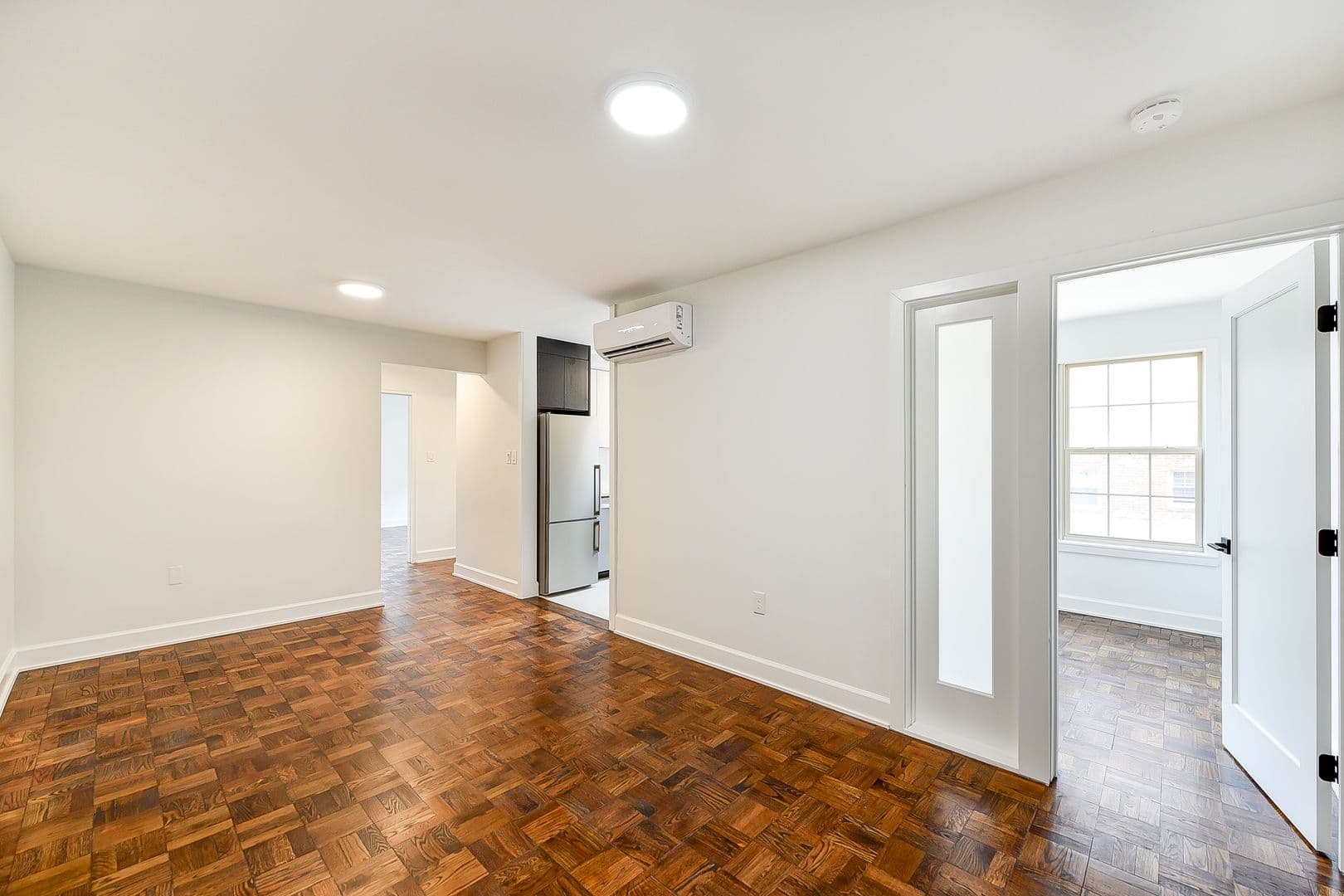 Washington Apartment: 1363 Peabody St NW