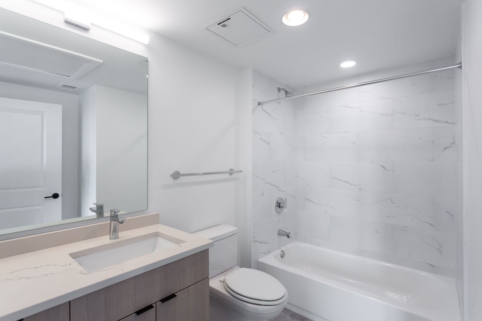 Washington Apartment: 5816 Georgia Avenue NW
