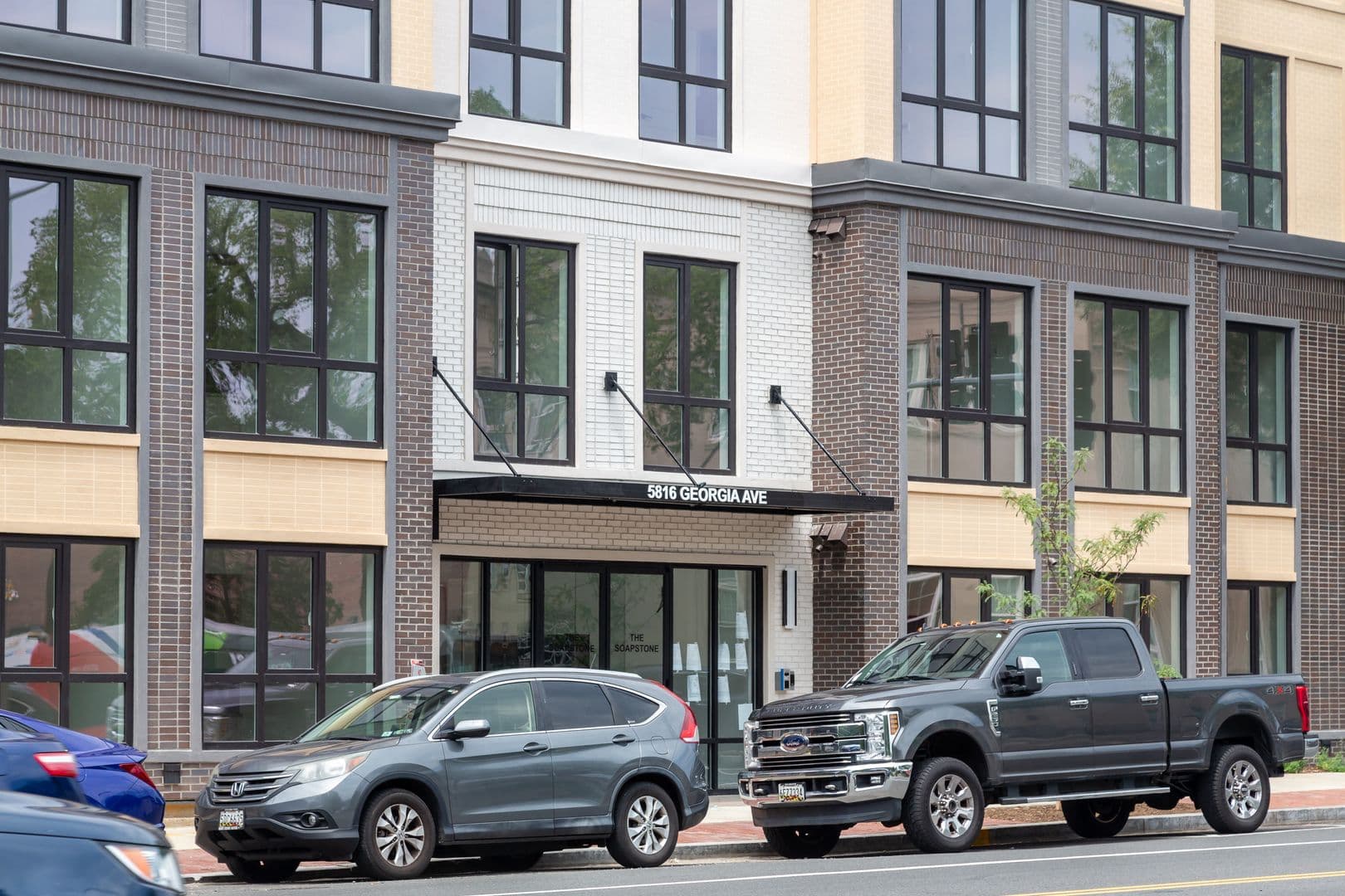 Washington Apartment: 5816 Georgia Avenue NW