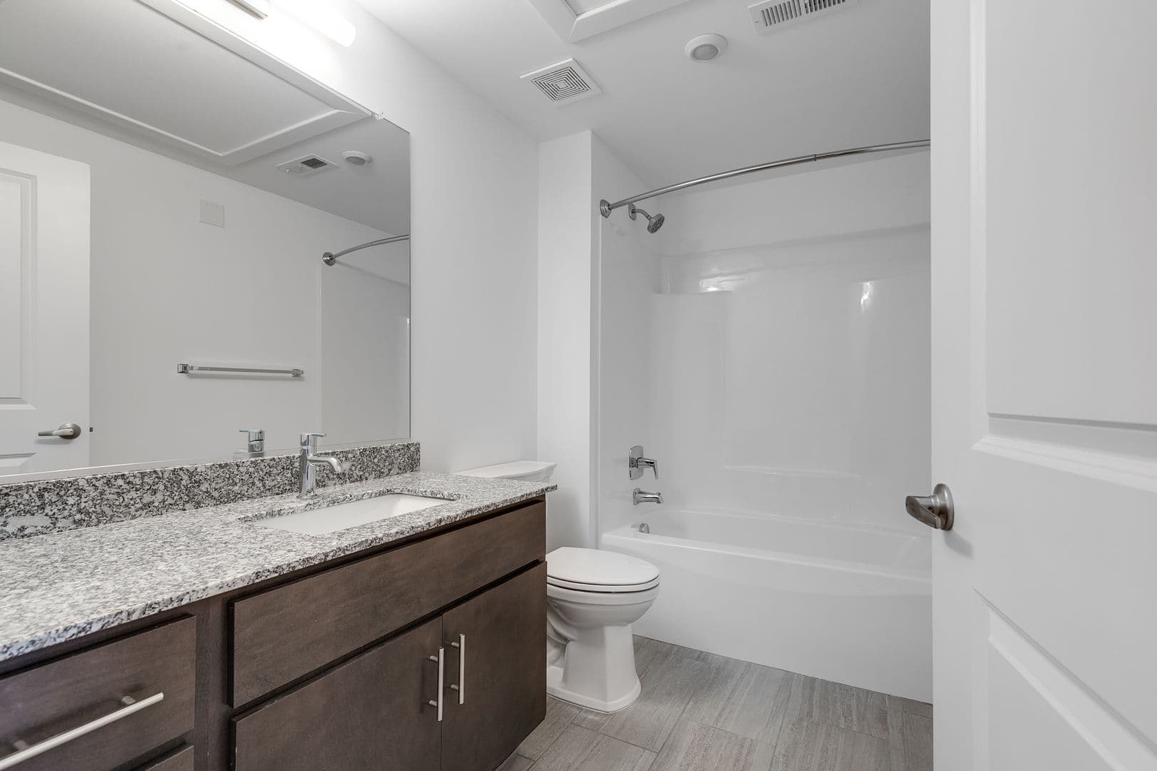 Richmond Apartment: 101 S 15th St