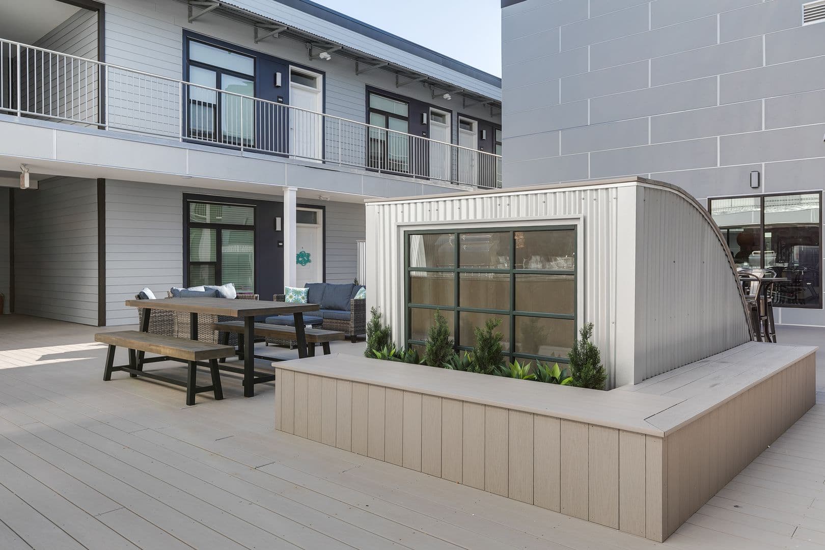Richmond Apartment: 101 S 15th St