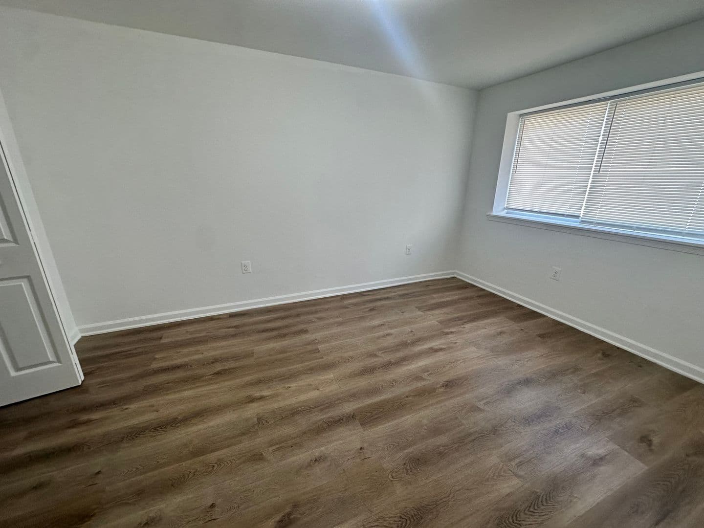 Washington Apartment: 313-15 Anacostia Rd SE