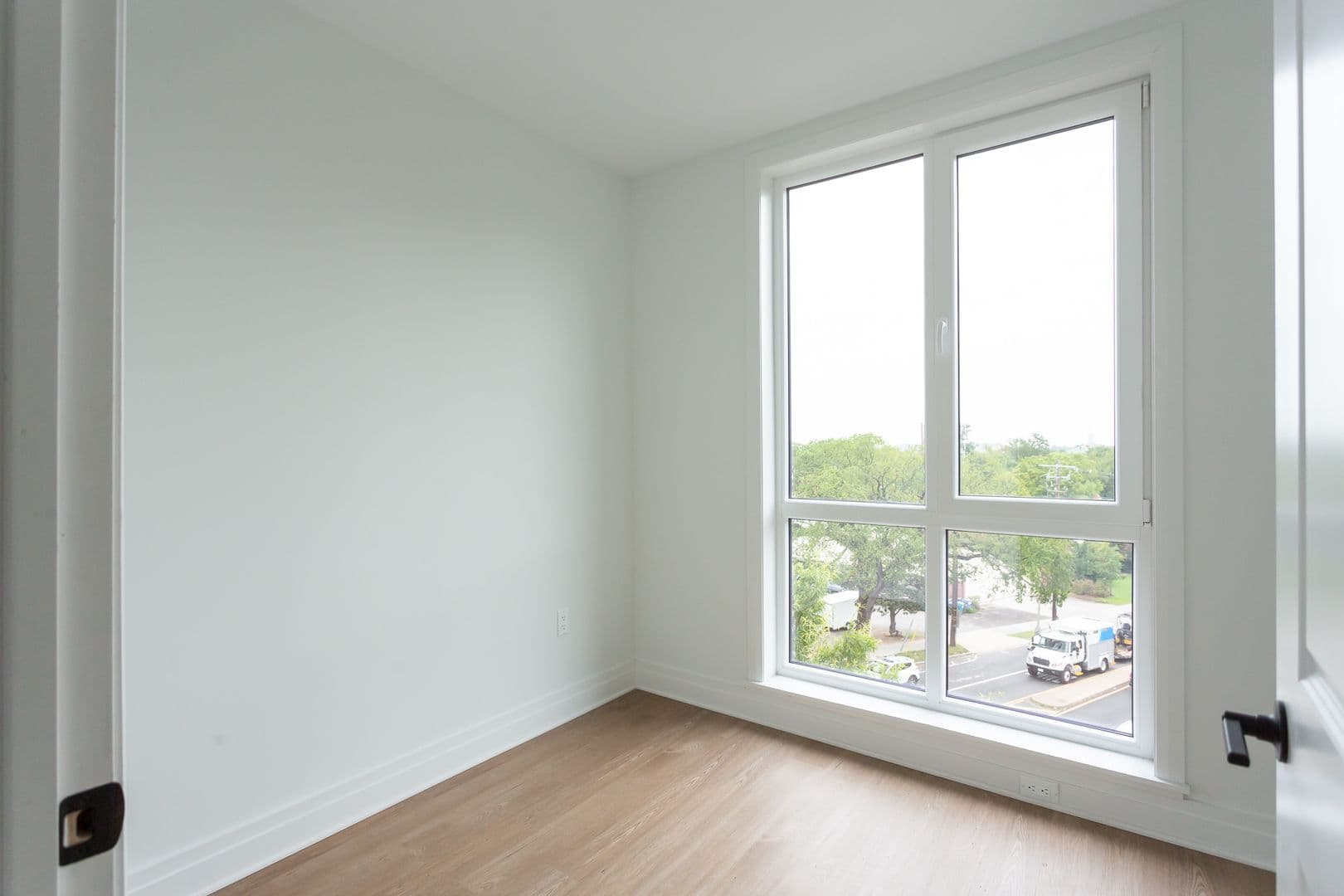 Washington Apartment: 5816 Georgia Avenue NW