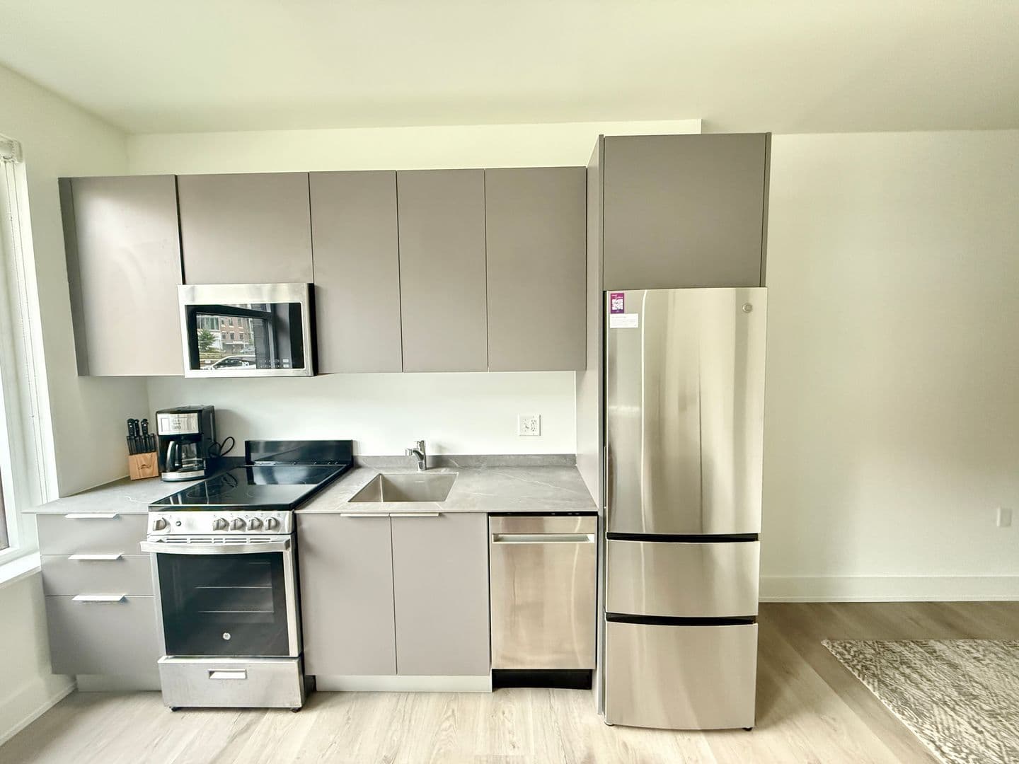 Washington Apartment: 1324 N Capitol St NW