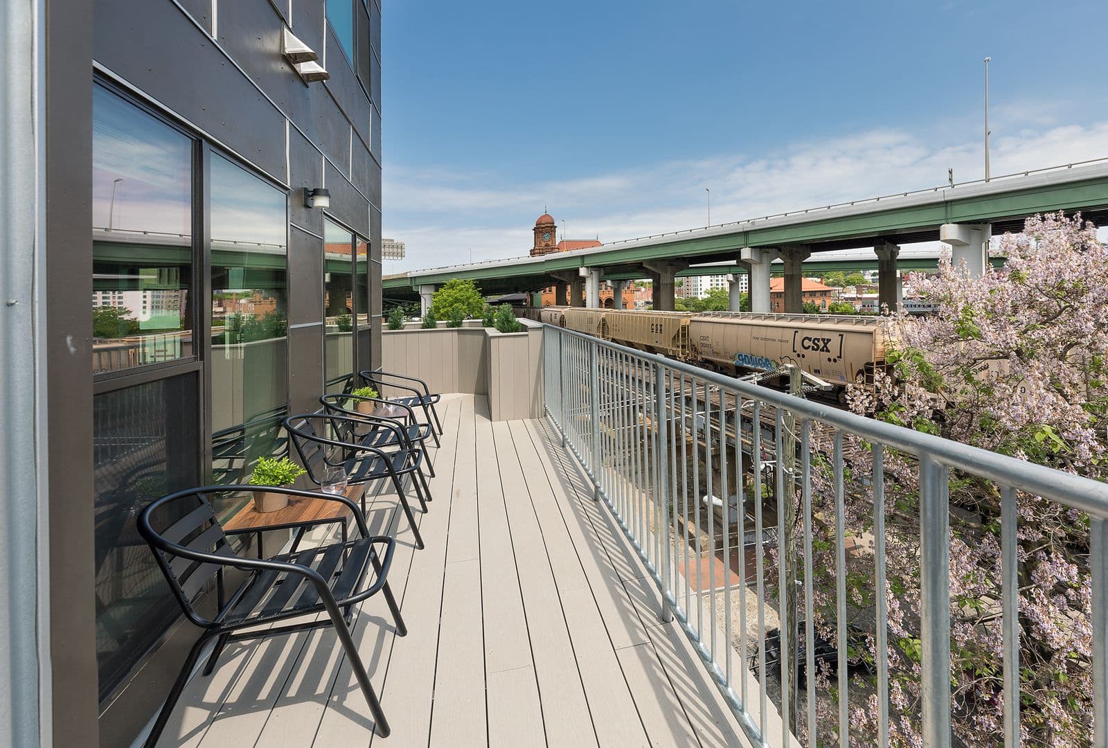 Richmond Apartment: 101 S 15th St