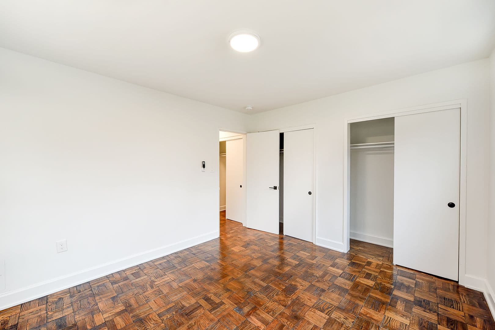Washington Apartment: 1363 Peabody St NW