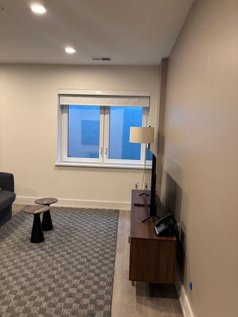 Washington Apartment: 1324 N Capitol St NW