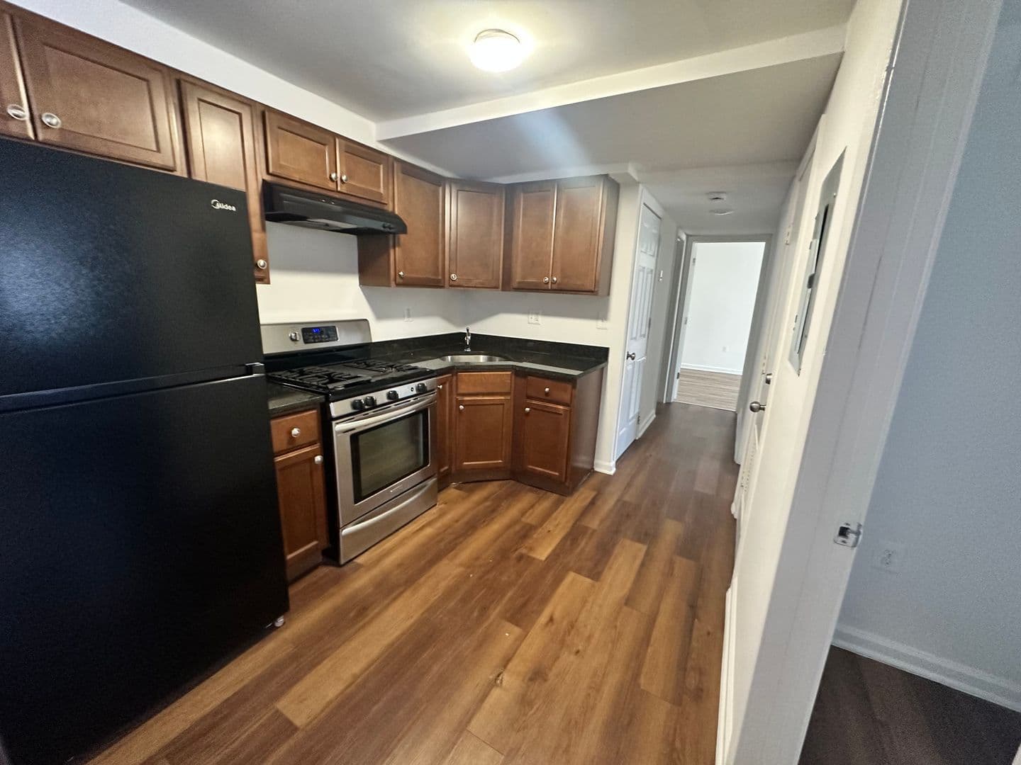 Washington Apartment: 313-15 Anacostia Rd SE