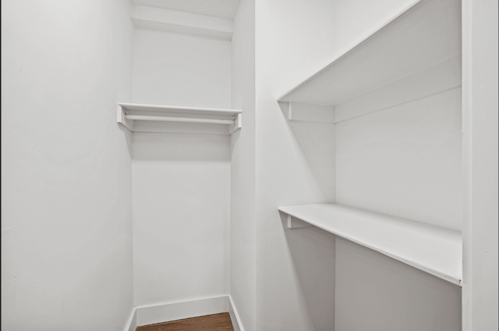 Washington Apartment: 5601 13th St NW