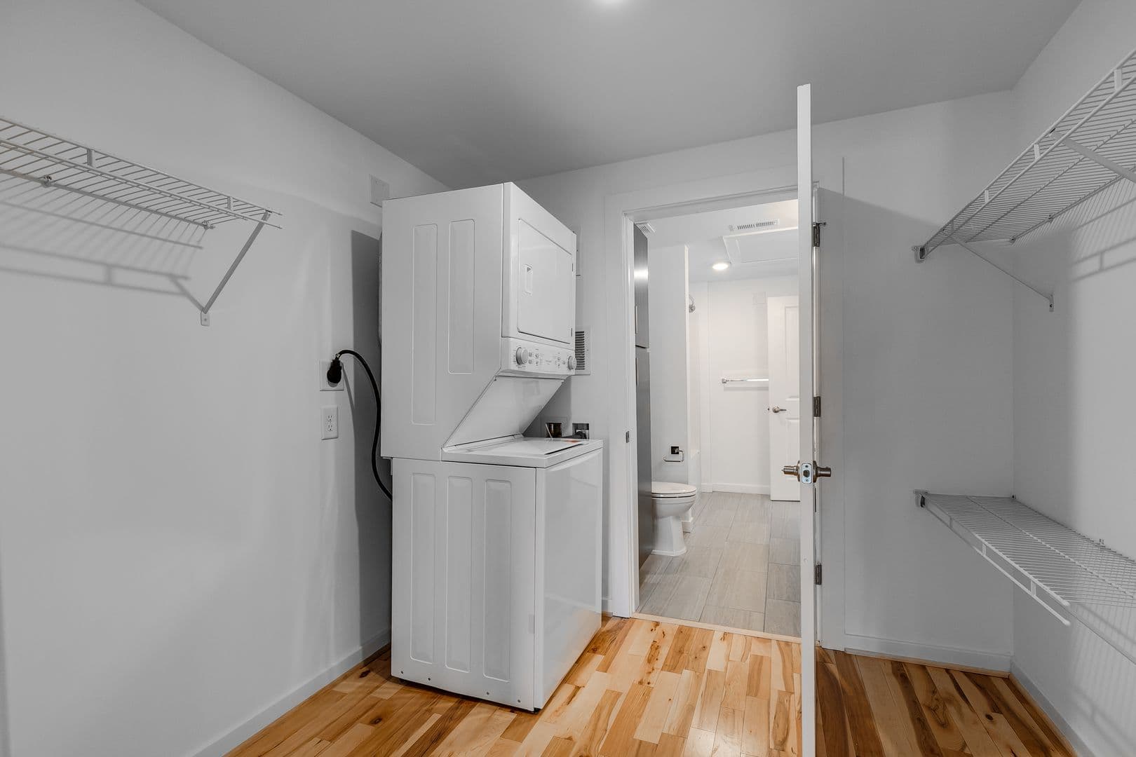 Richmond Apartment: 101 S 15th St
