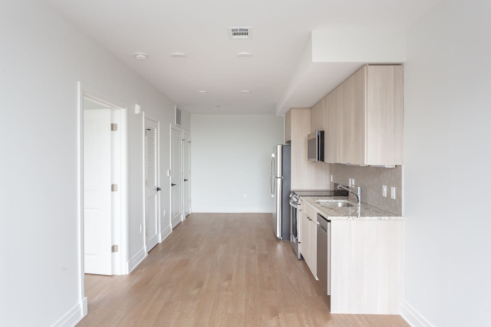 Washington Apartment: 5816 Georgia Avenue NW