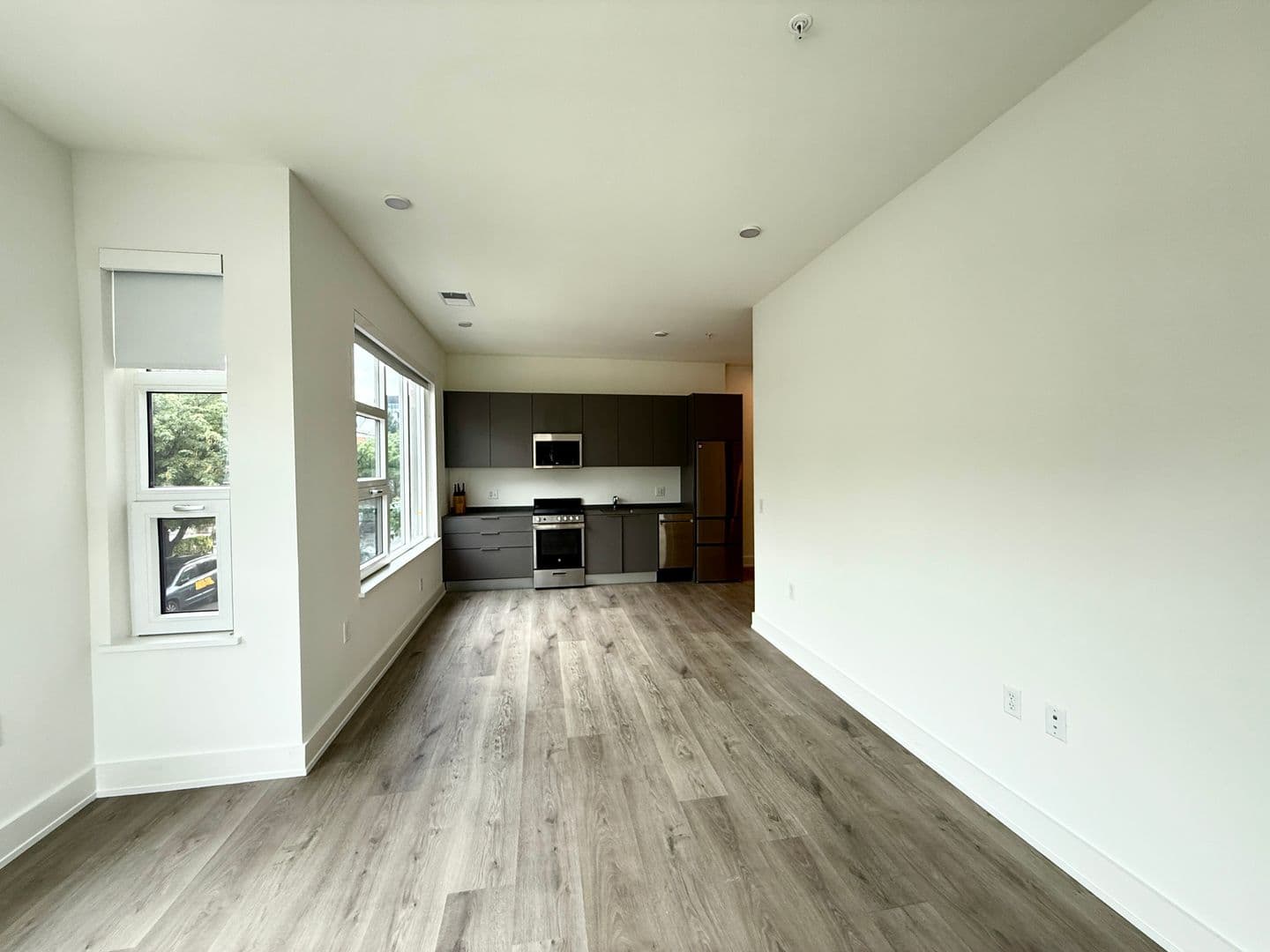 Washington Apartment: 1324 N Capitol St NW