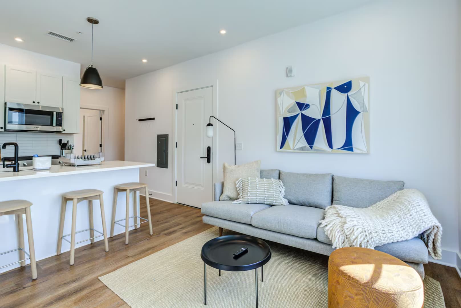 Washington Apartment: 2106-2108 Vermont Ave