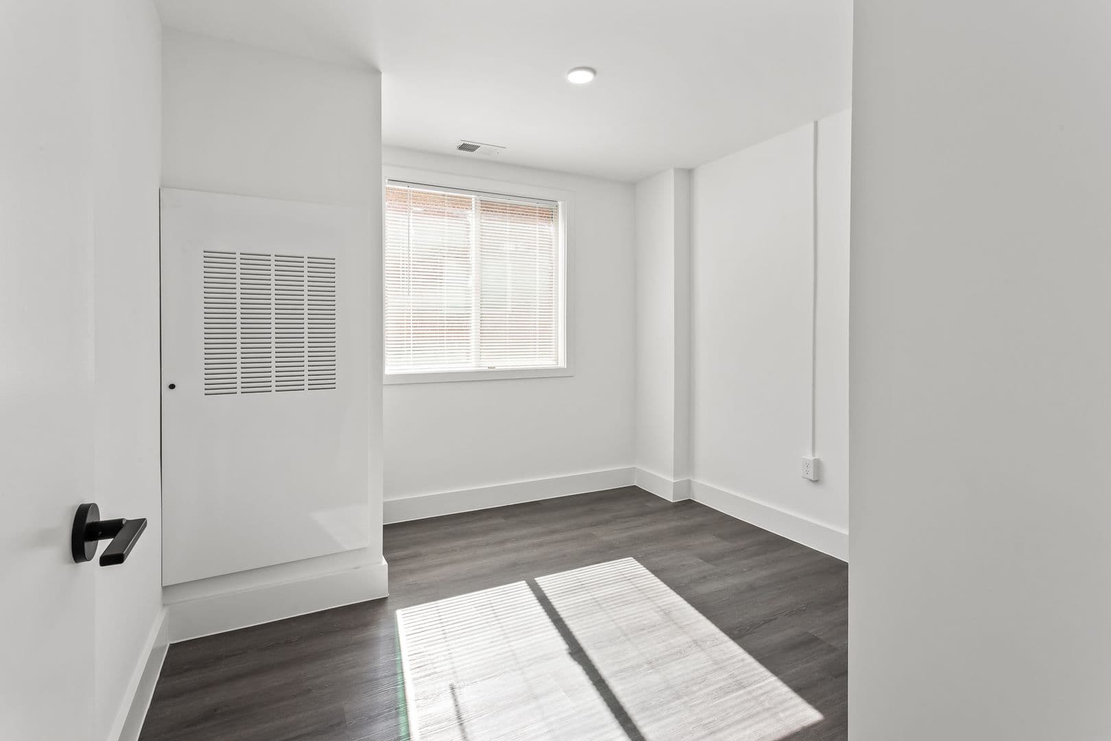 Washington Apartment: 6701 & 6707 14th Street, NW  and 1400 & 1401 Whittier Place, NW