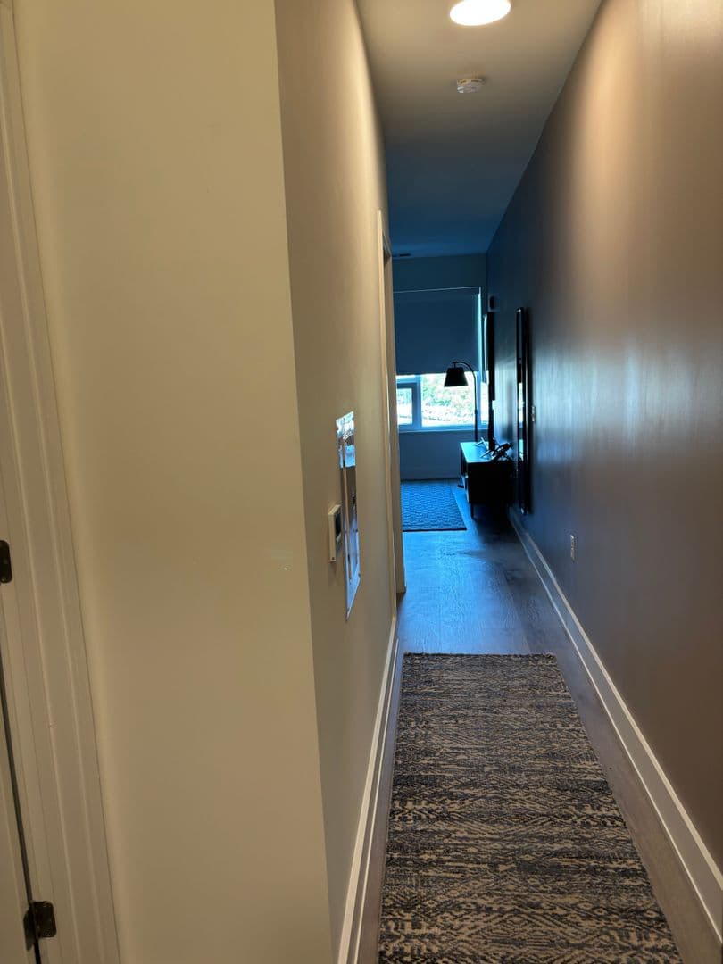 Washington Apartment: 1324 N Capitol St NW