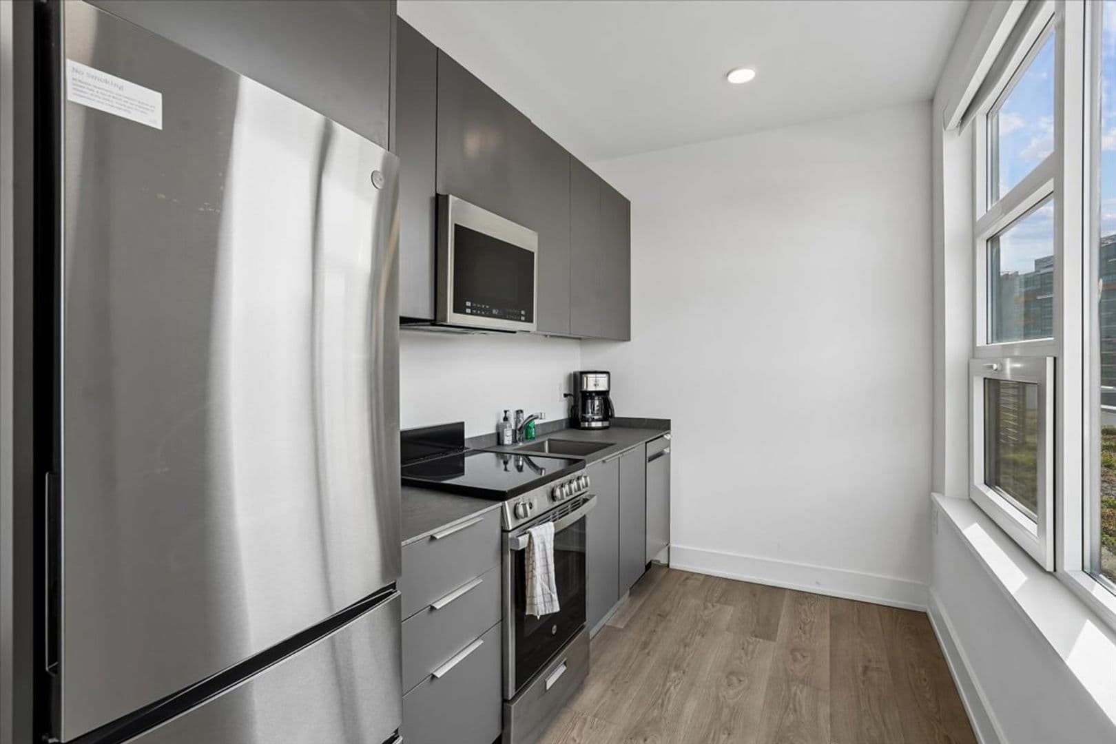 Washington Apartment: 1324 N Capitol St NW