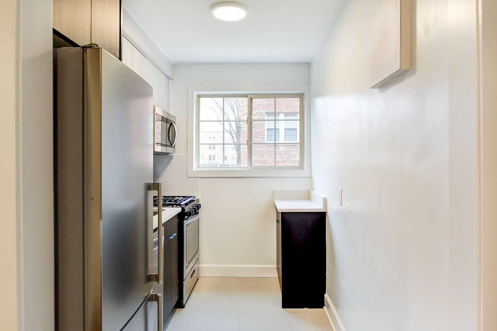 Washington Apartment: 1363 Peabody St NW