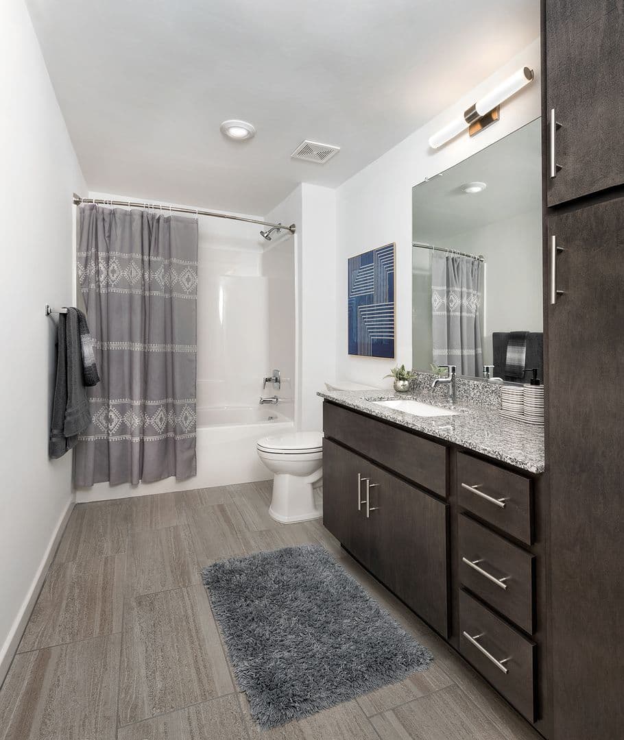 Richmond Apartment: 101 S 15th St