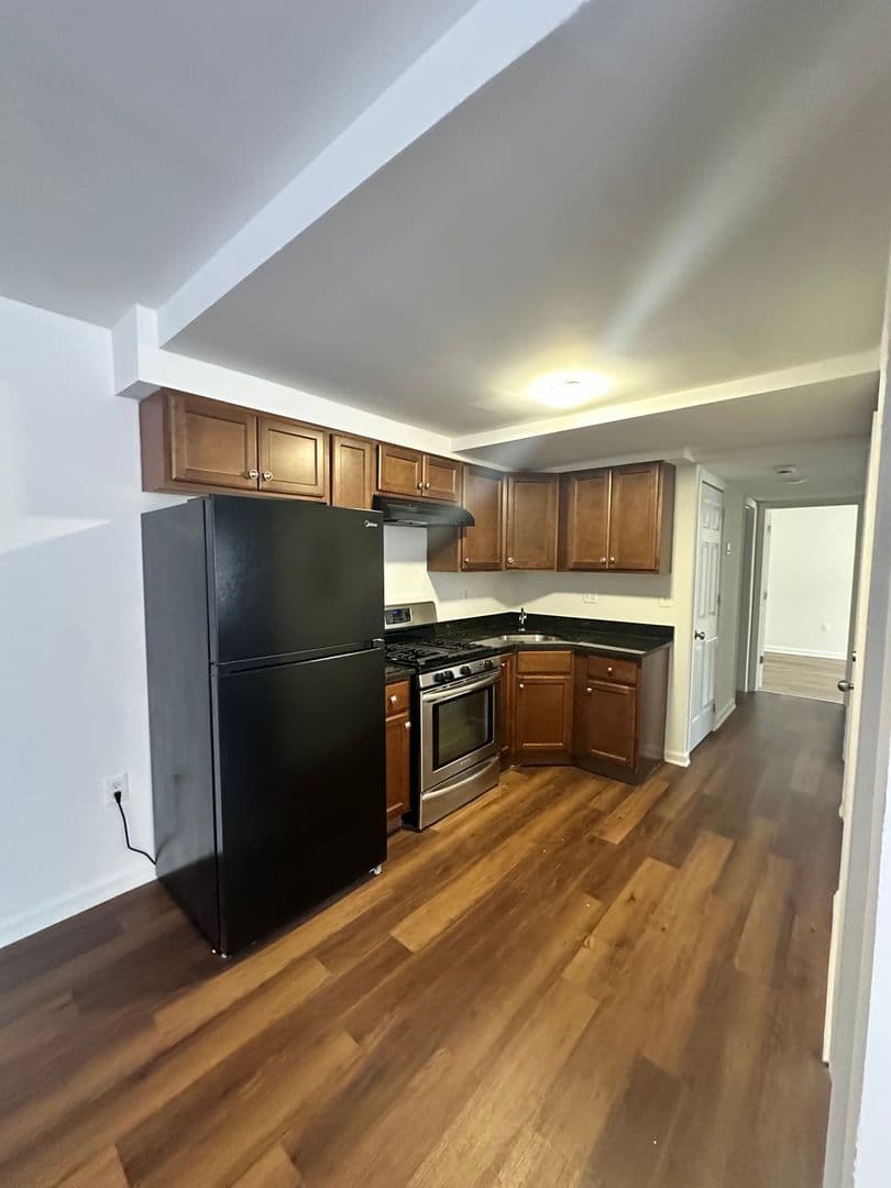 Washington Apartment: 313-15 Anacostia Rd SE