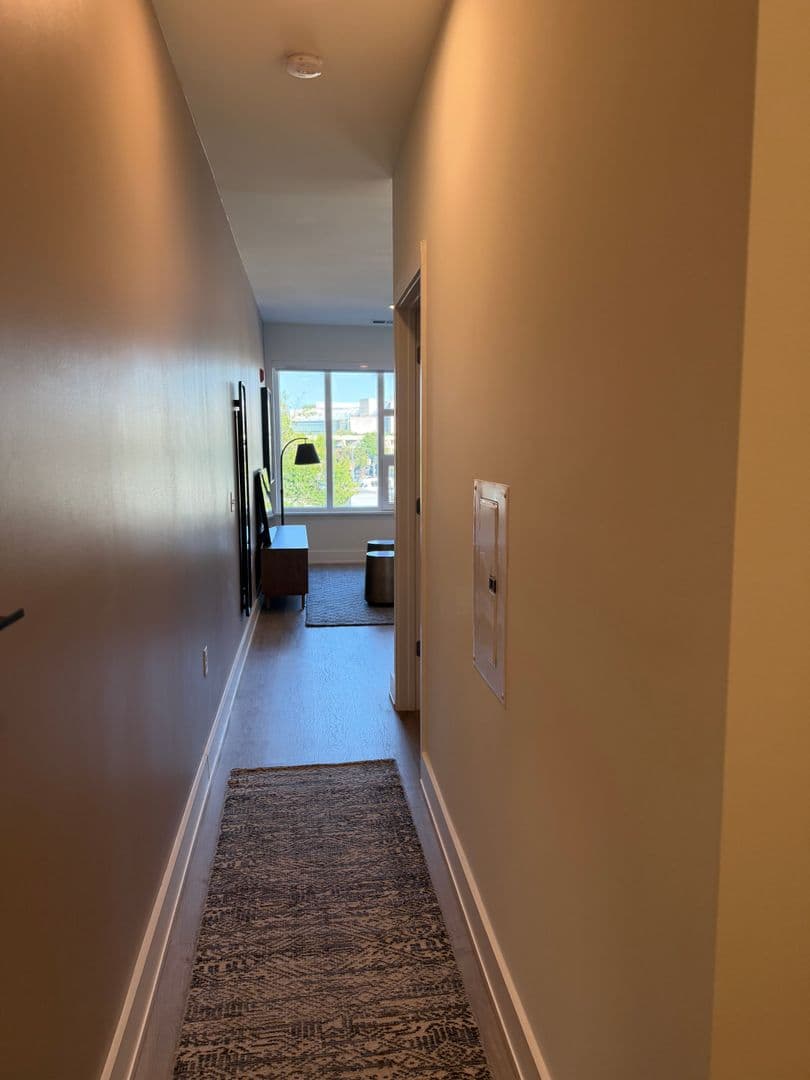 Washington Apartment: 1324 N Capitol St NW