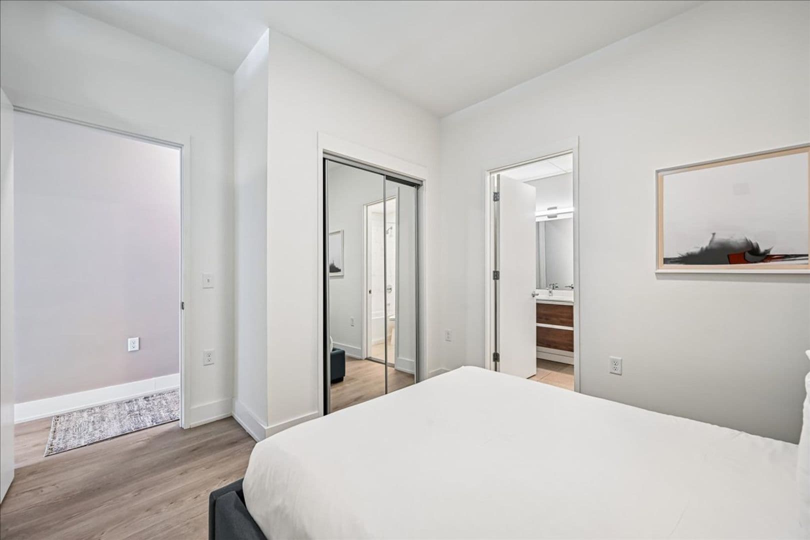 Washington Apartment: 1324 N Capitol St NW