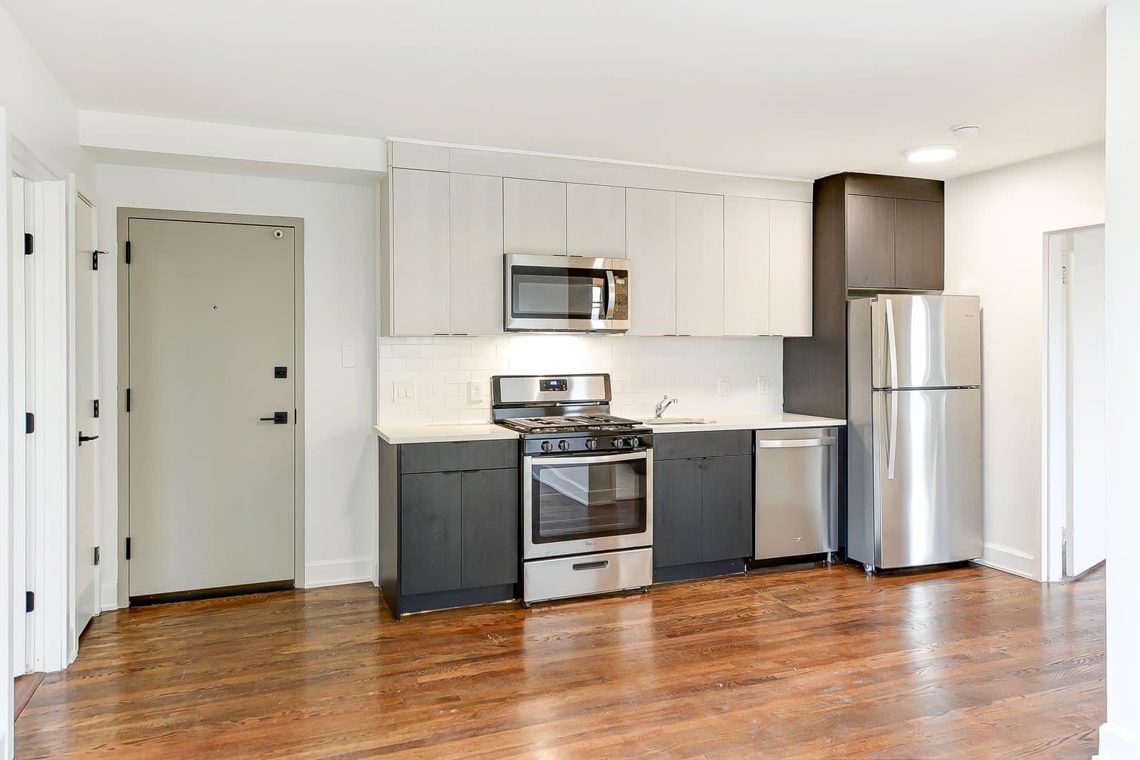 Washington Apartment: 1363 Peabody St NW