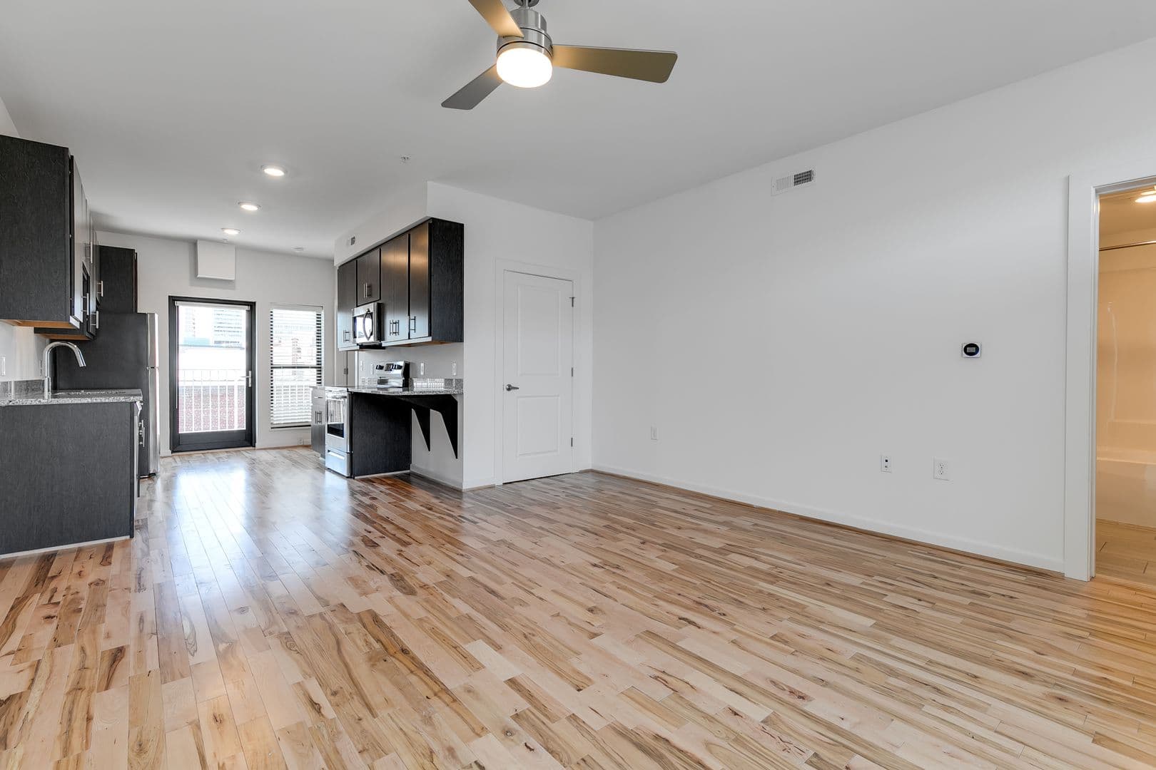 Richmond Apartment: 101 S 15th St