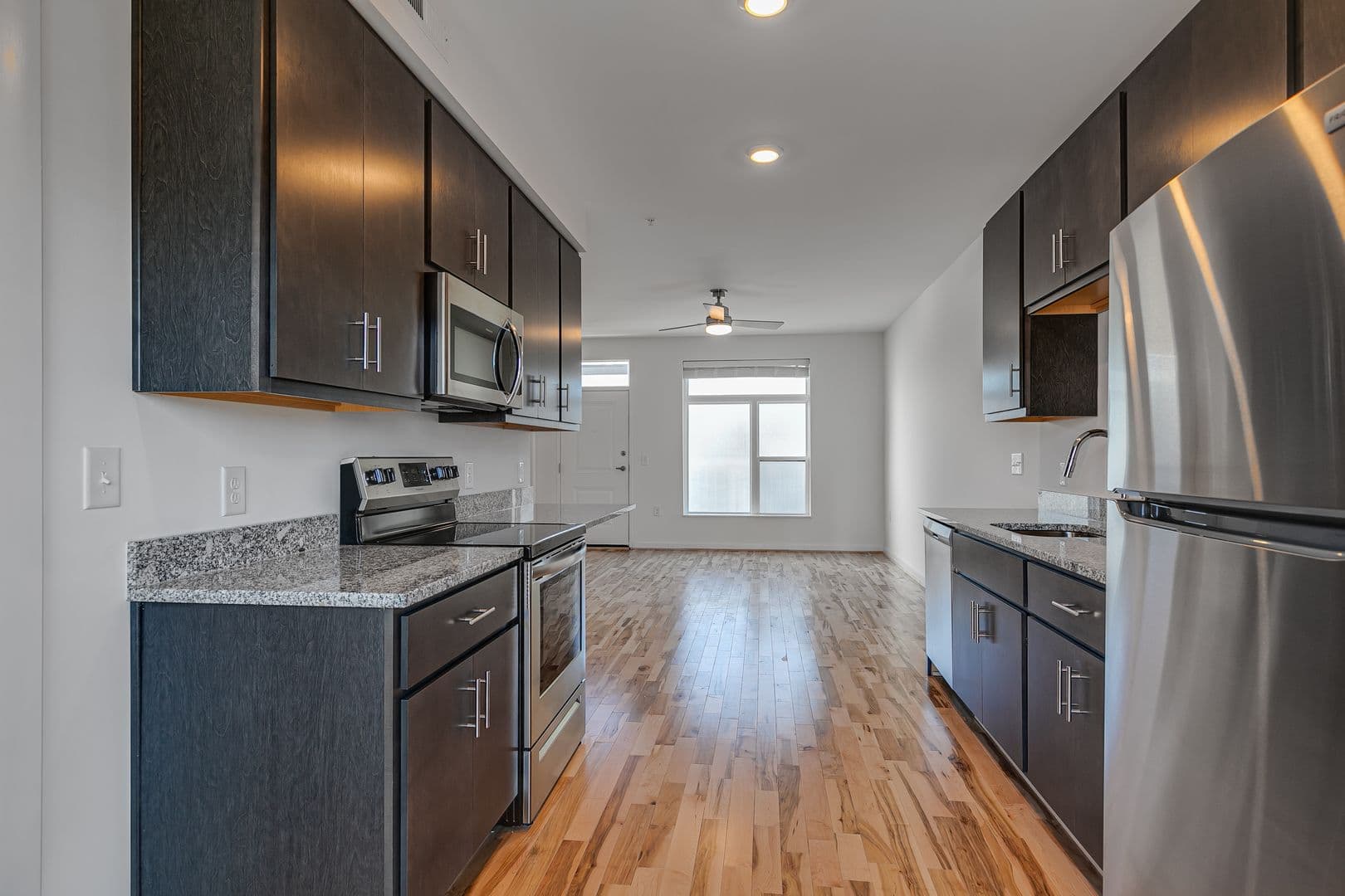 Richmond Apartment: 101 S 15th St