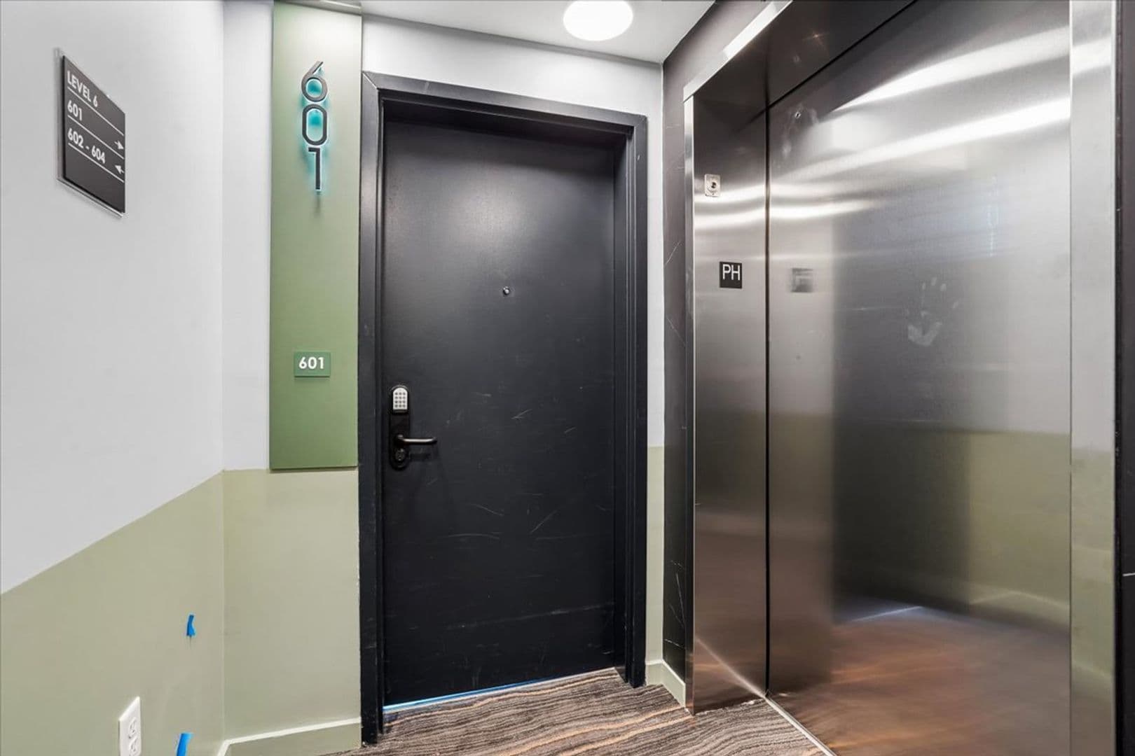 Washington Apartment: 1324 N Capitol St NW