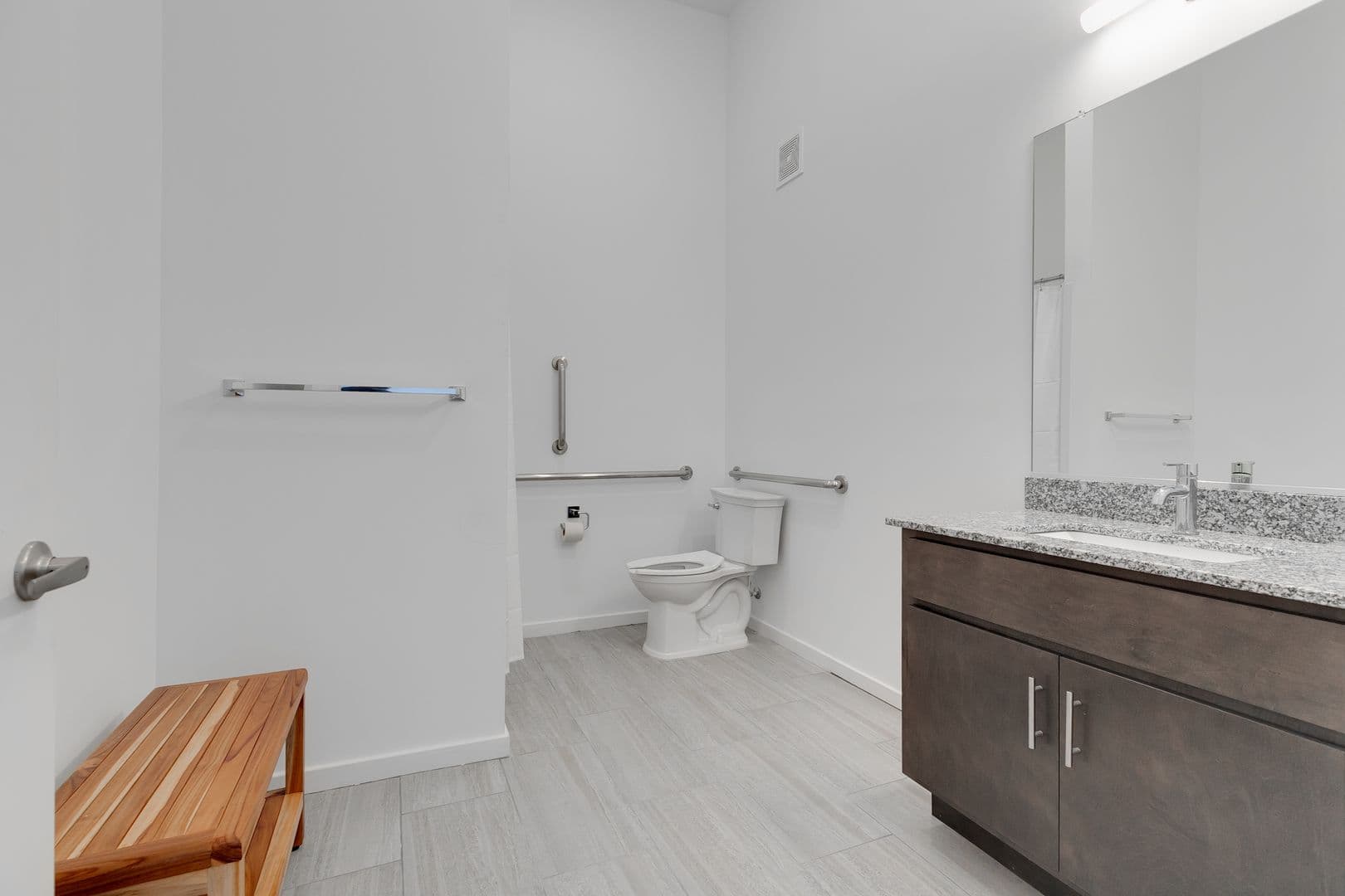 Richmond Apartment: 101 S 15th St