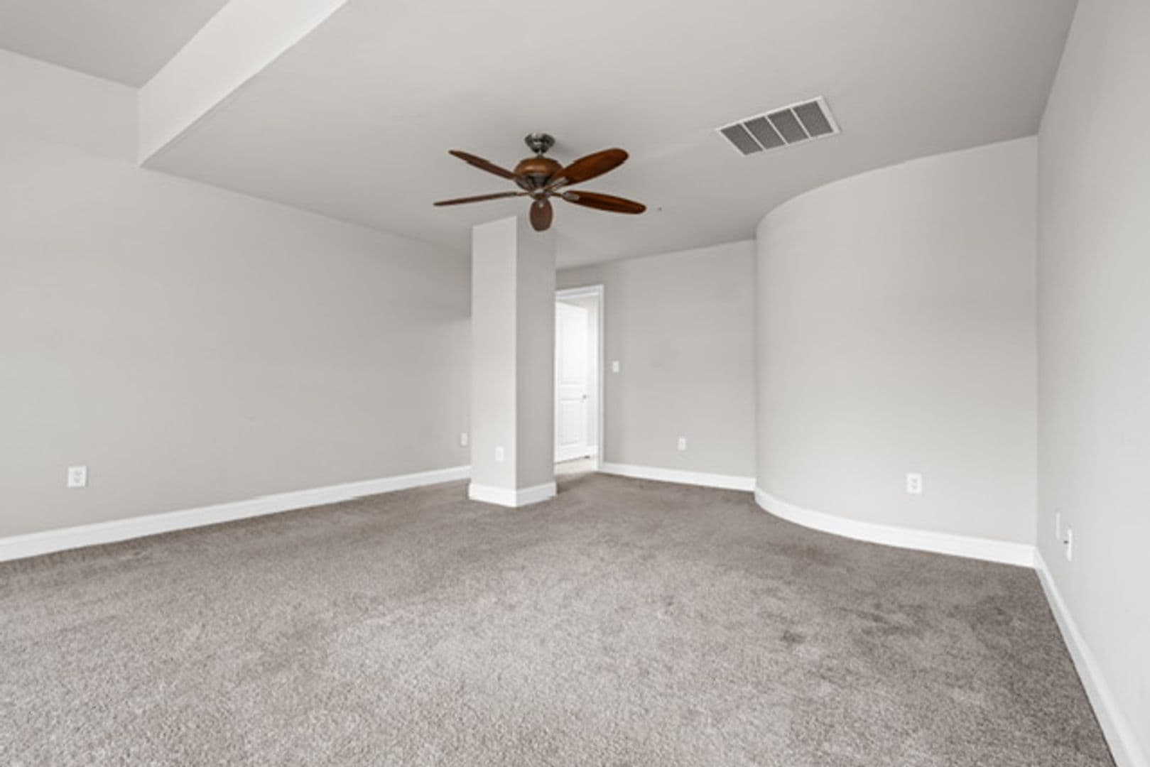 Allentown Apartment: 818-822 Hamilton St.