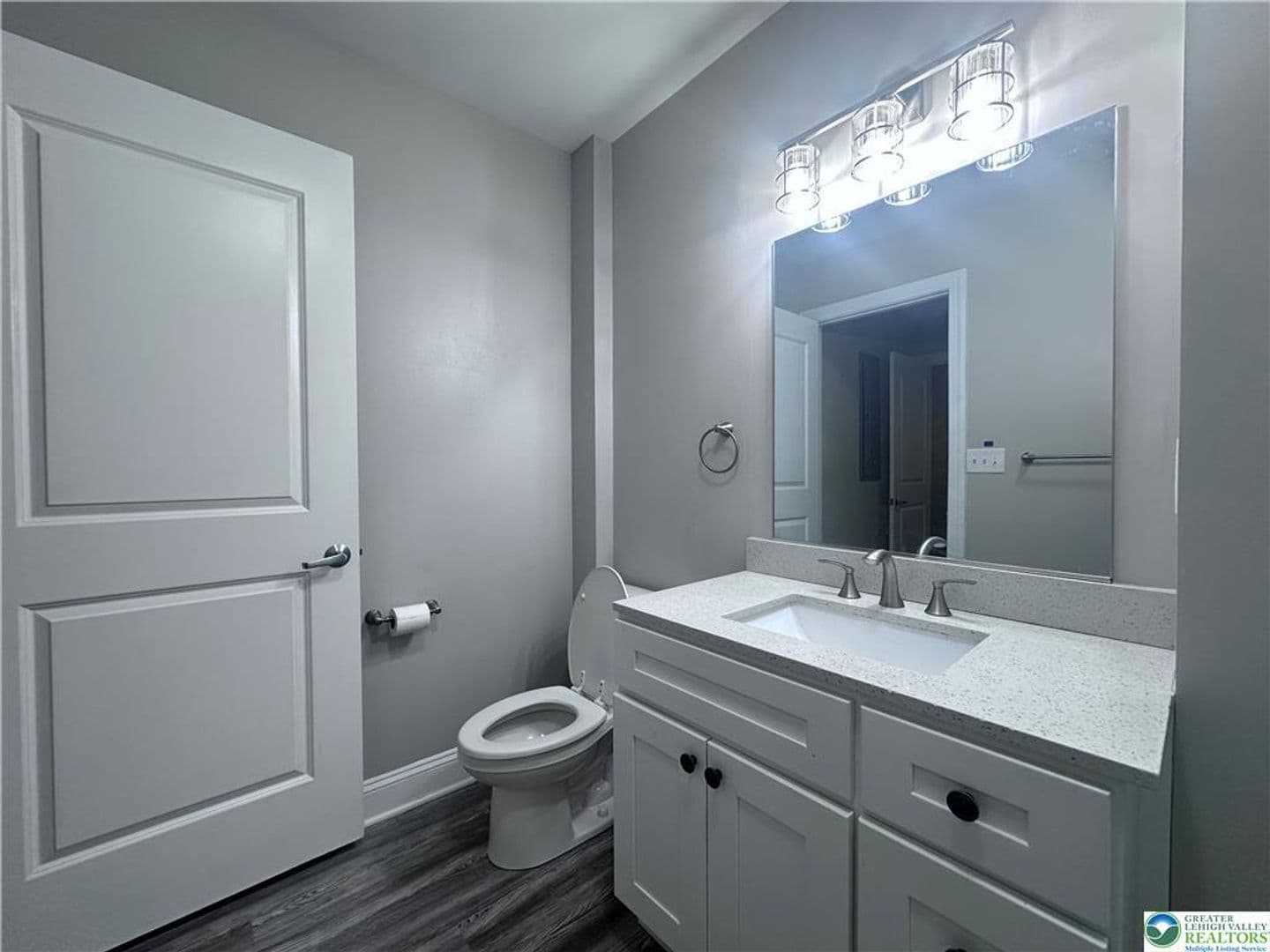 Allentown Apartment: 818-822 Hamilton St.