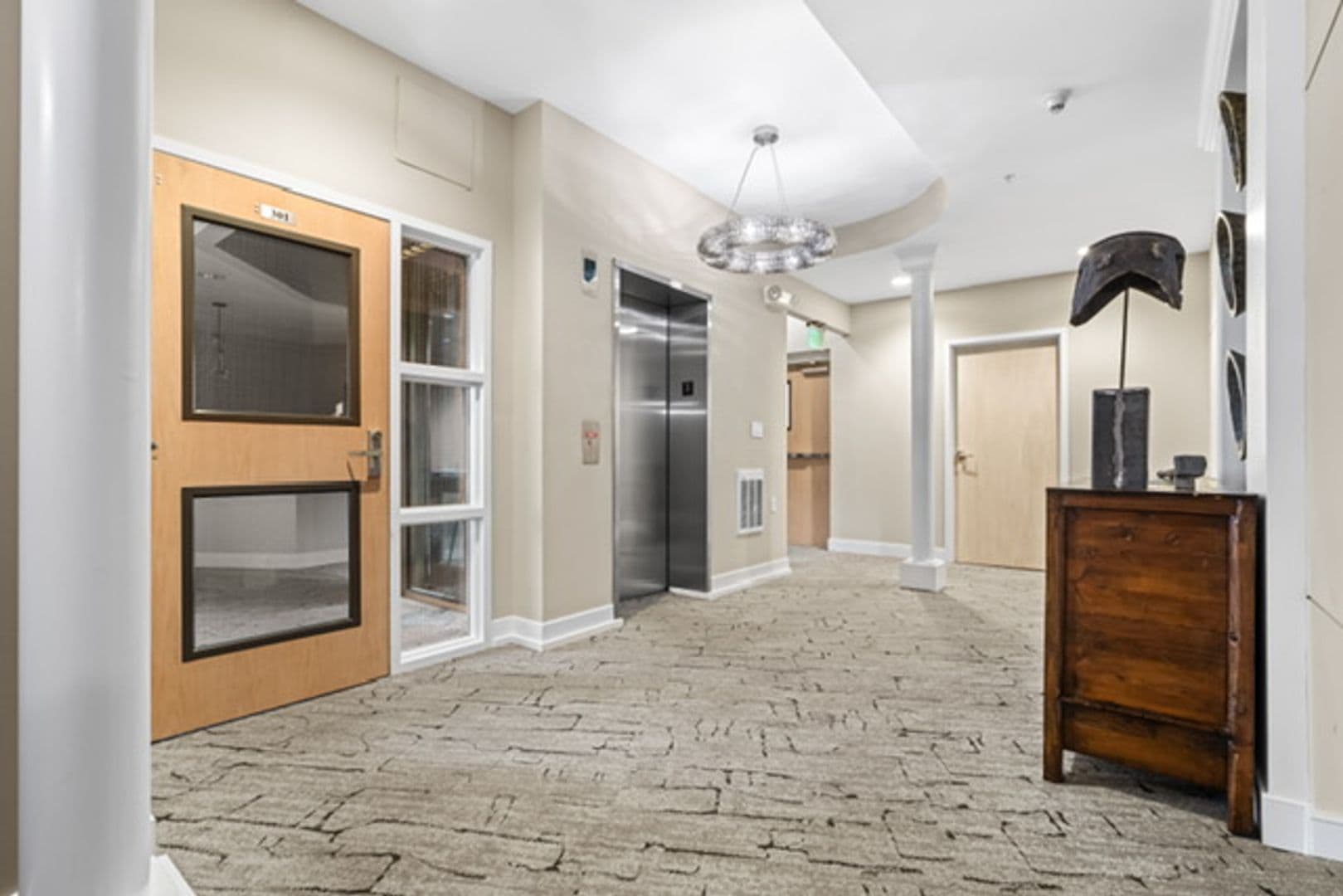 Allentown Apartment: 818-822 Hamilton St.