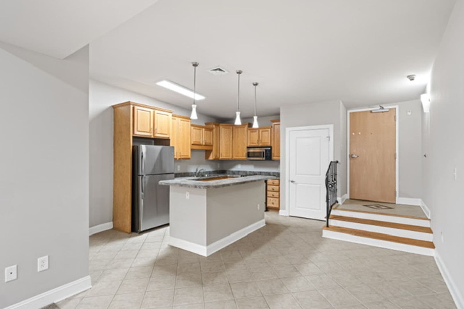 Allentown Apartment: 818-822 Hamilton St.