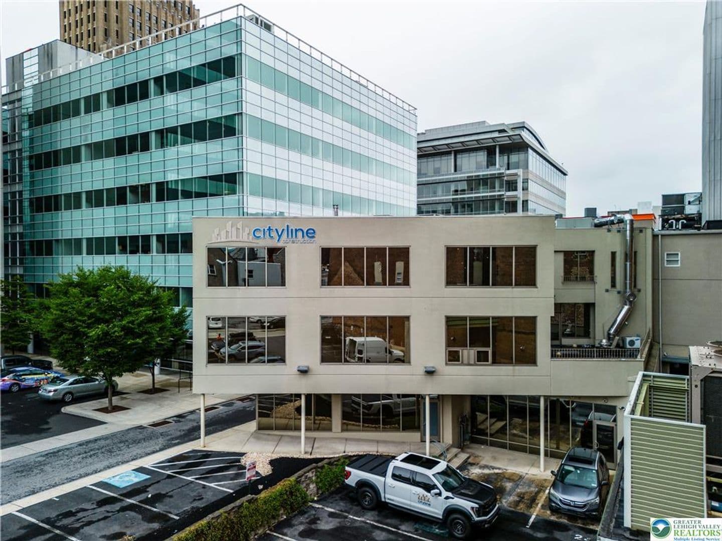 Allentown Apartment: 818-822 Hamilton St.