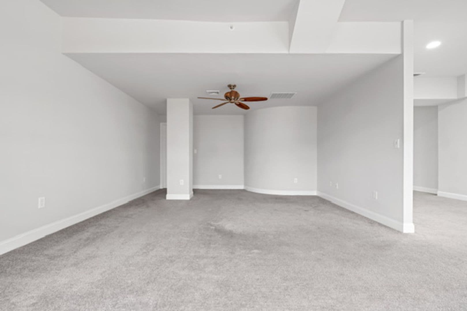 Allentown Apartment: 818-822 Hamilton St.