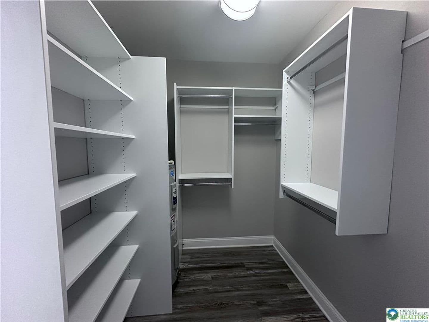 Allentown Apartment: 818-822 Hamilton St.