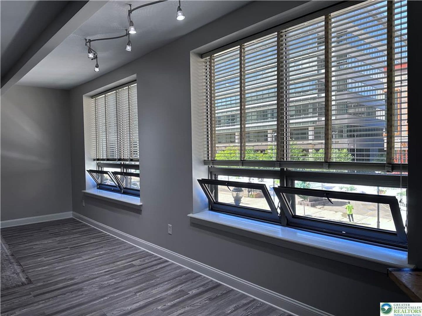 Allentown Apartment: 818-822 Hamilton St.